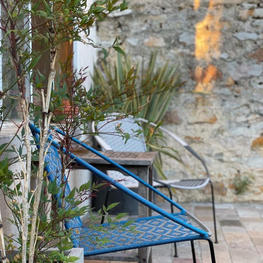Bed and Breakfast Coté jardin à Sainte-Suzanne  Extérieur photo